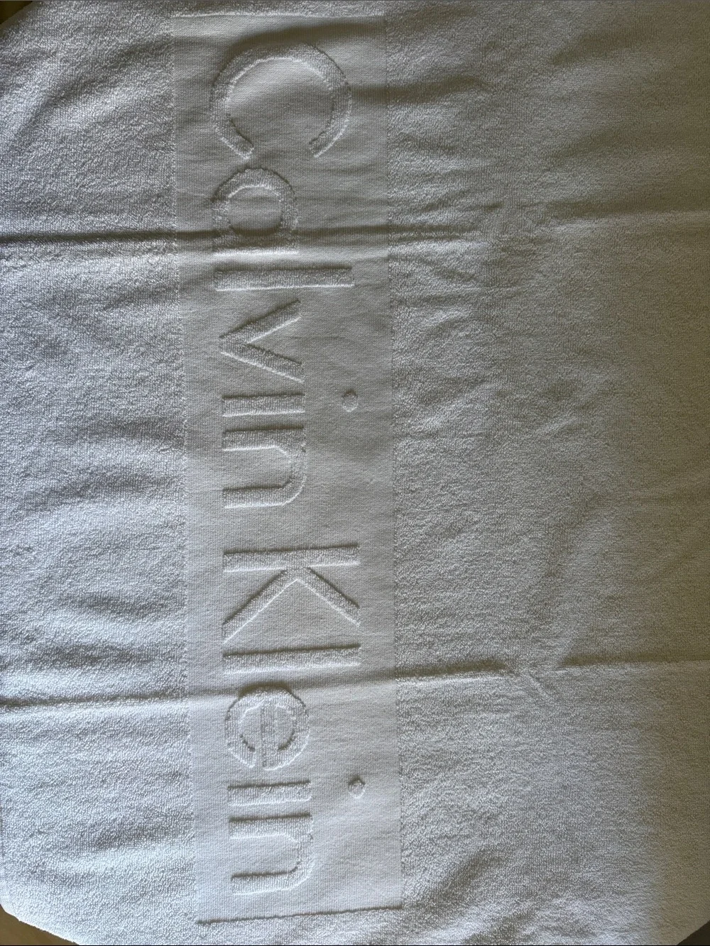 Calvin Klein Home Vintage White Scuplted Embossed Logo Towel 40 x 70